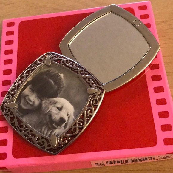 Nwt Liz Claiborne pocket mirror - Picture 4 of 7